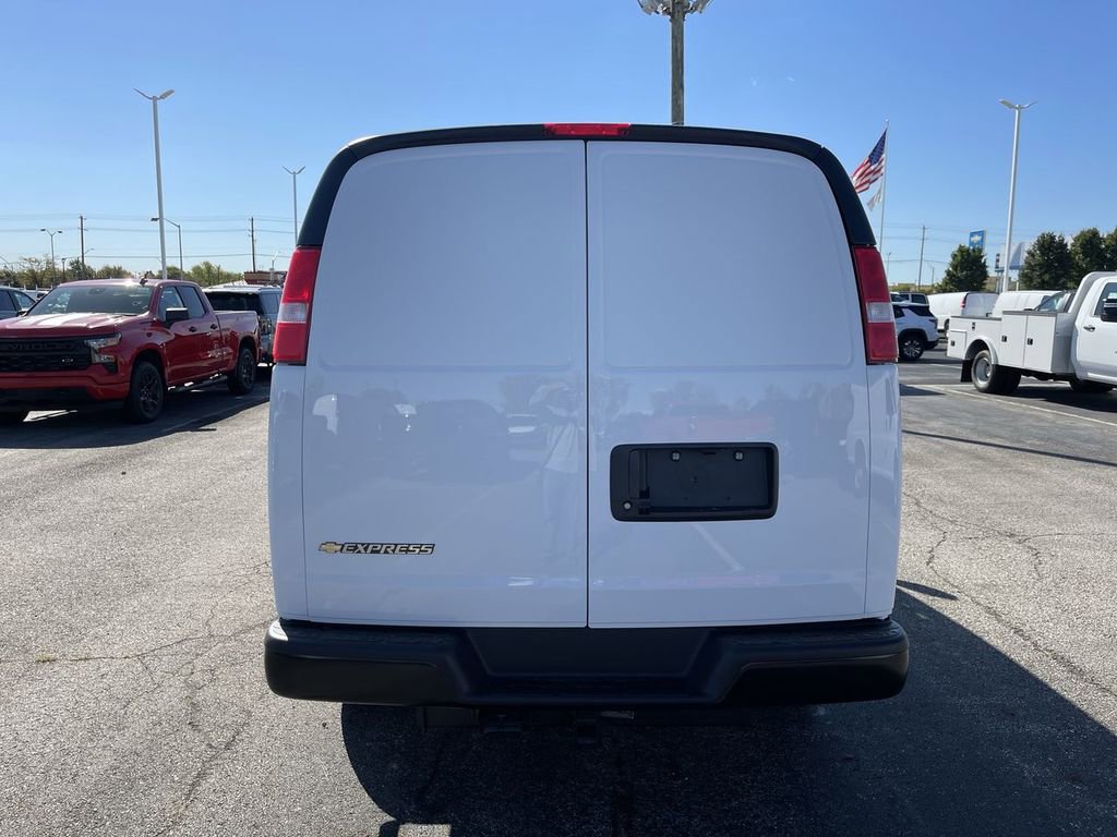 New 2025 Chevrolet Express 2500 w/ Driver Convenience Package RWD image 3
