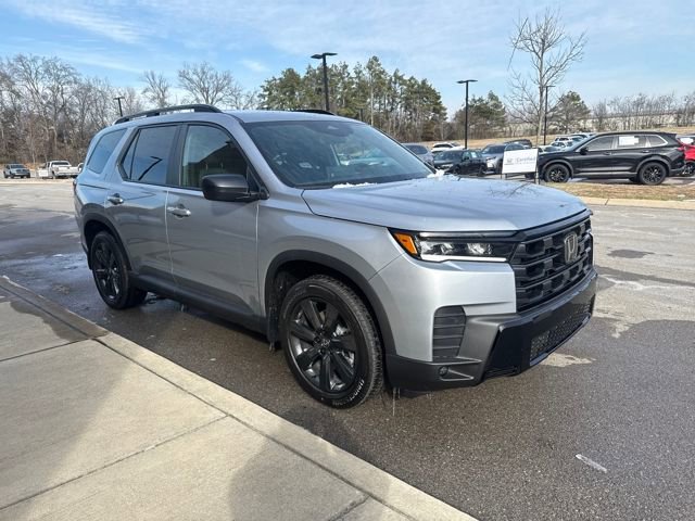 New 2026 Honda Pilot Sport image 6
