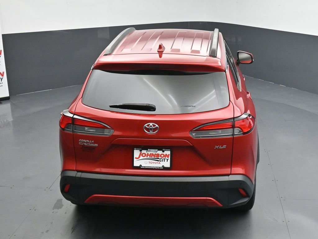 Used 2022 Toyota Corolla Cross XLE FWD image 31