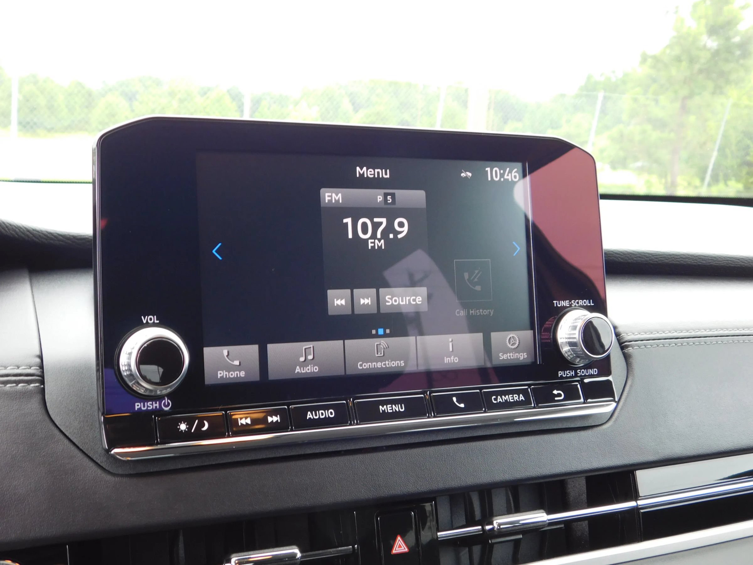 Used 2024 Mitsubishi Outlander ES AWD/4WD image 17