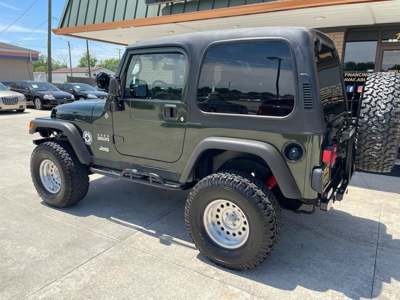 Used 2004 Jeep Wrangler X w/ Convenience Group AWD/4WD image 16
