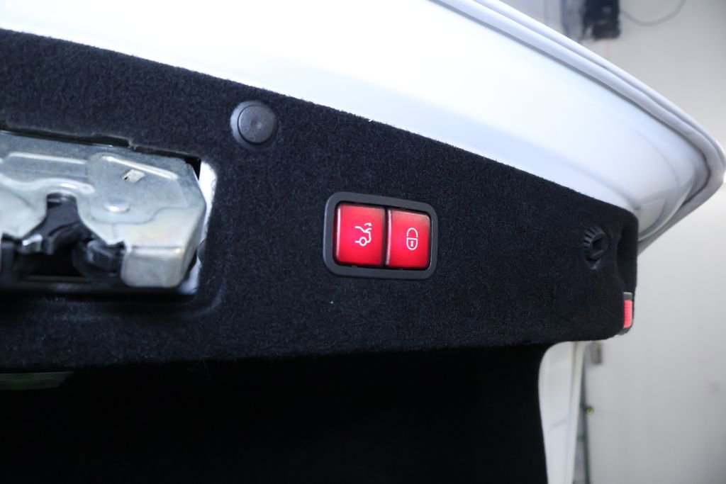 Used 2015 Mercedes-Benz S 550 4MATIC Sedan image 18