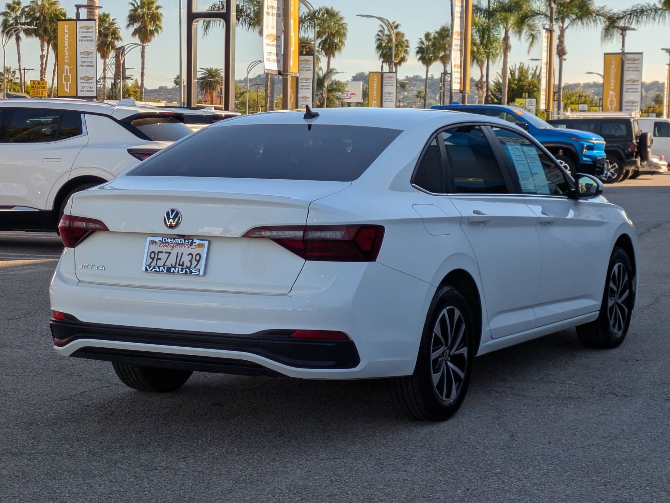 Used 2023 Volkswagen Jetta S image 5