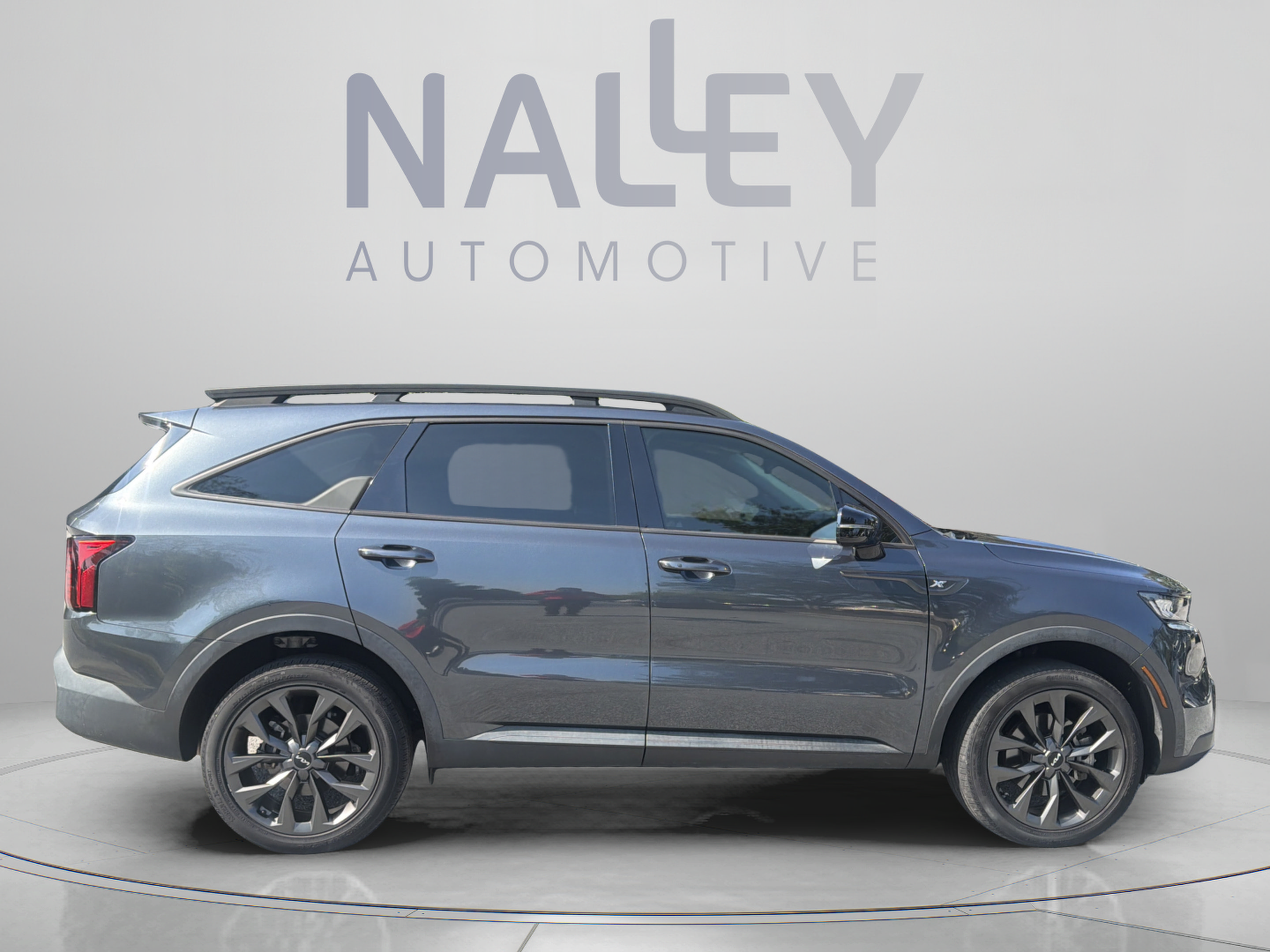 Certified 2023 Kia Sorento X-Line EX AWD/4WD image 6