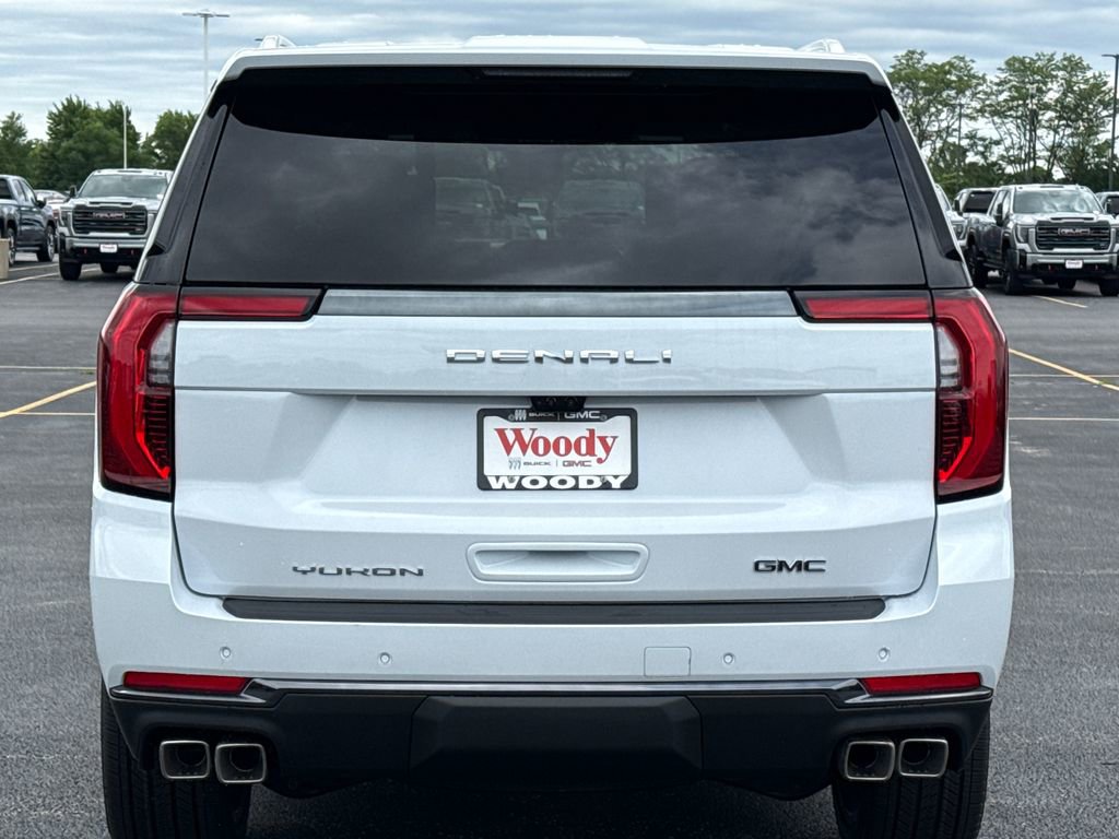 New 2026 GMC Yukon Denali Ultimate AWD/4WD image 8