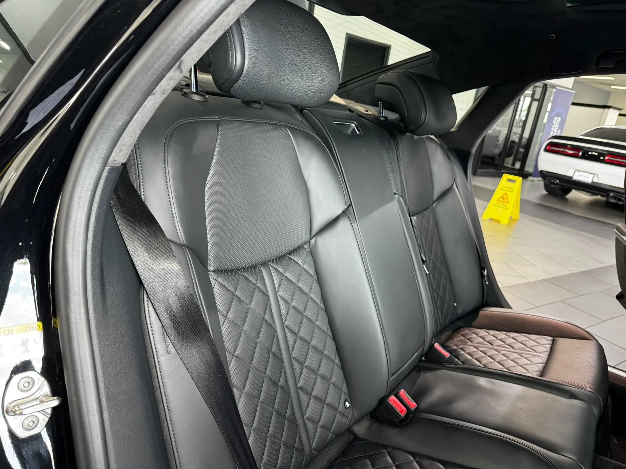 Used 2021 Audi S8 L w/ Full Leather Package AWD/4WD image 20