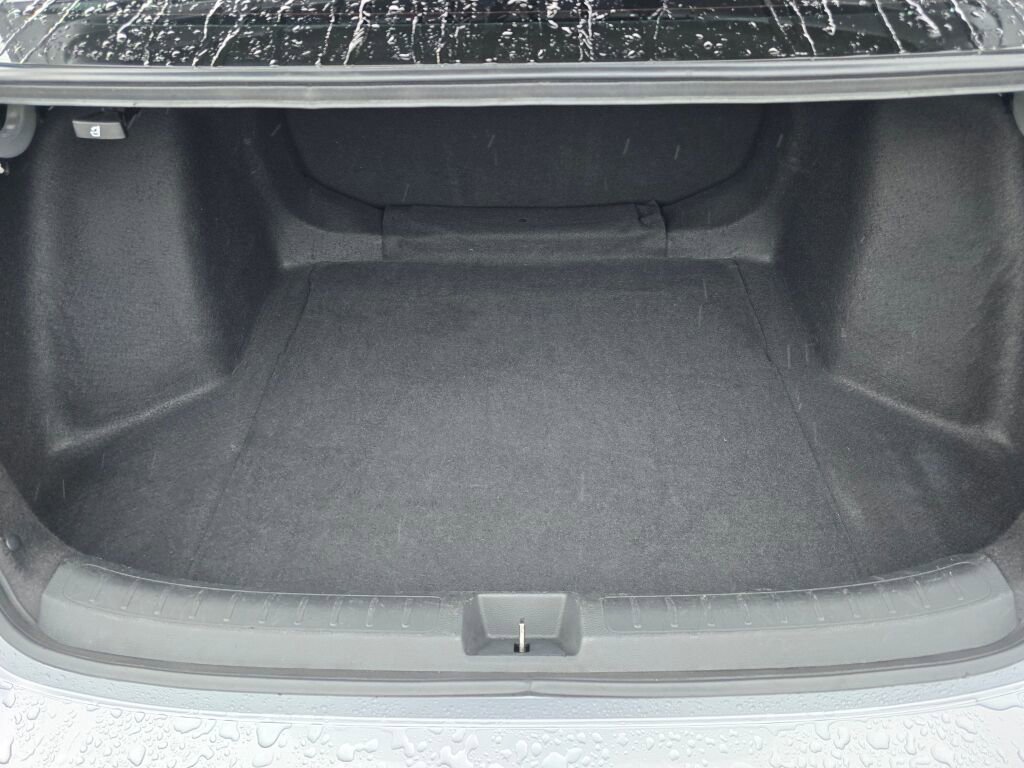 Used 2024 Honda Civic Sport image 9