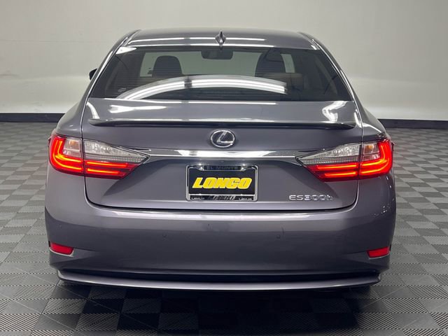 Used 2016 Lexus ES 300h w/ Navigation System Package FWD image 6