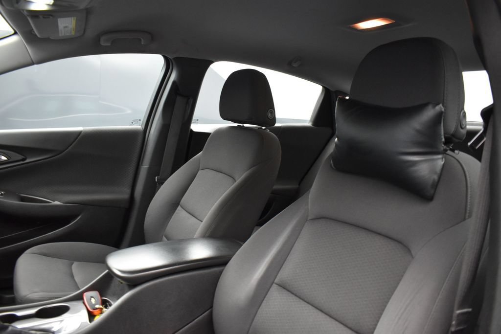 Used 2022 Chevrolet Malibu LS FWD image 11
