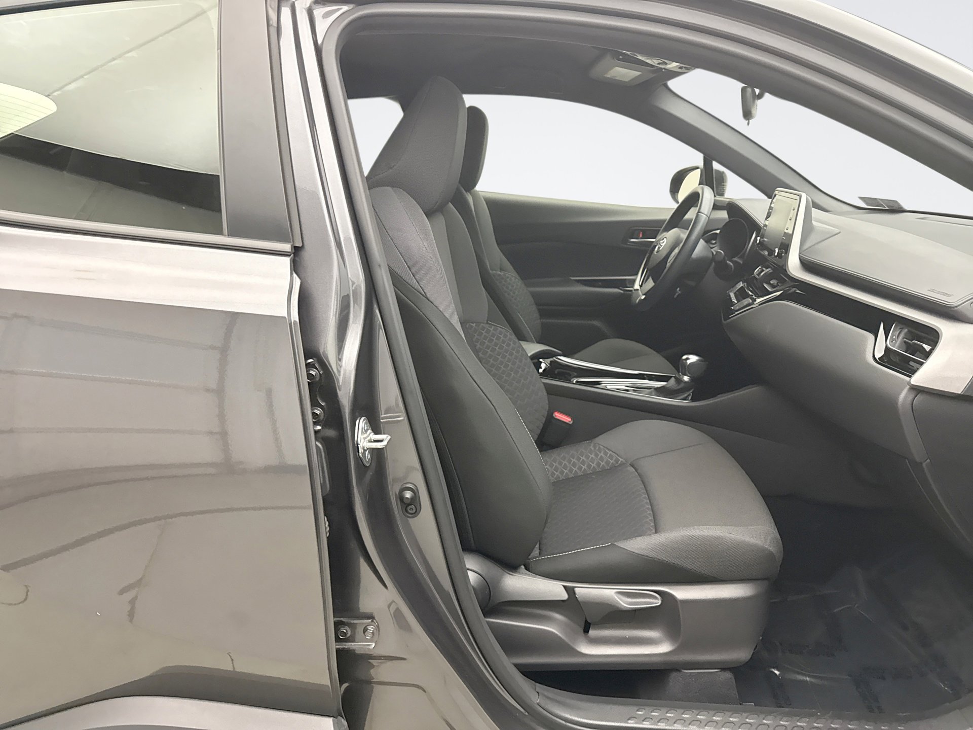 Used 2021 Toyota C-HR Nightshade image 16