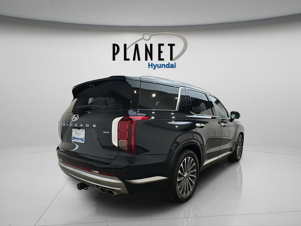 Used 2024 Hyundai Palisade Calligraphy image 7