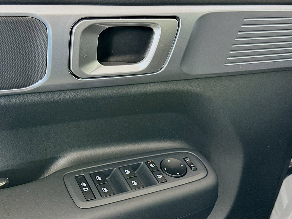 New 2026 Hyundai Santa Fe SE image 19