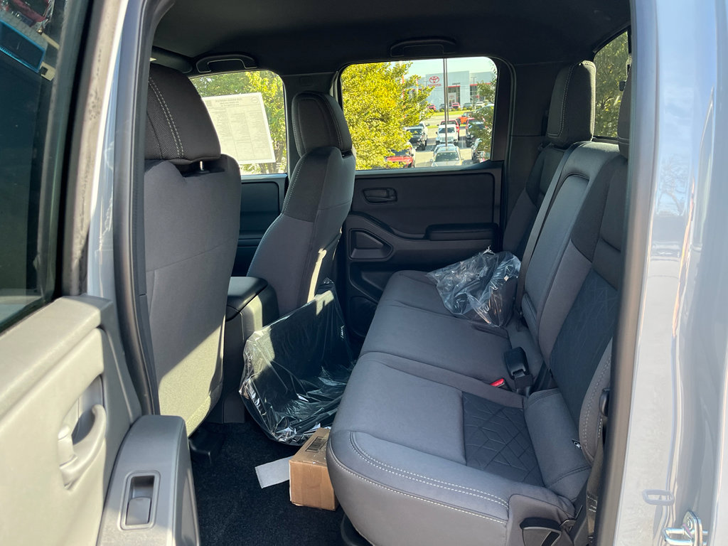 New 2026 Nissan Frontier SV image 7
