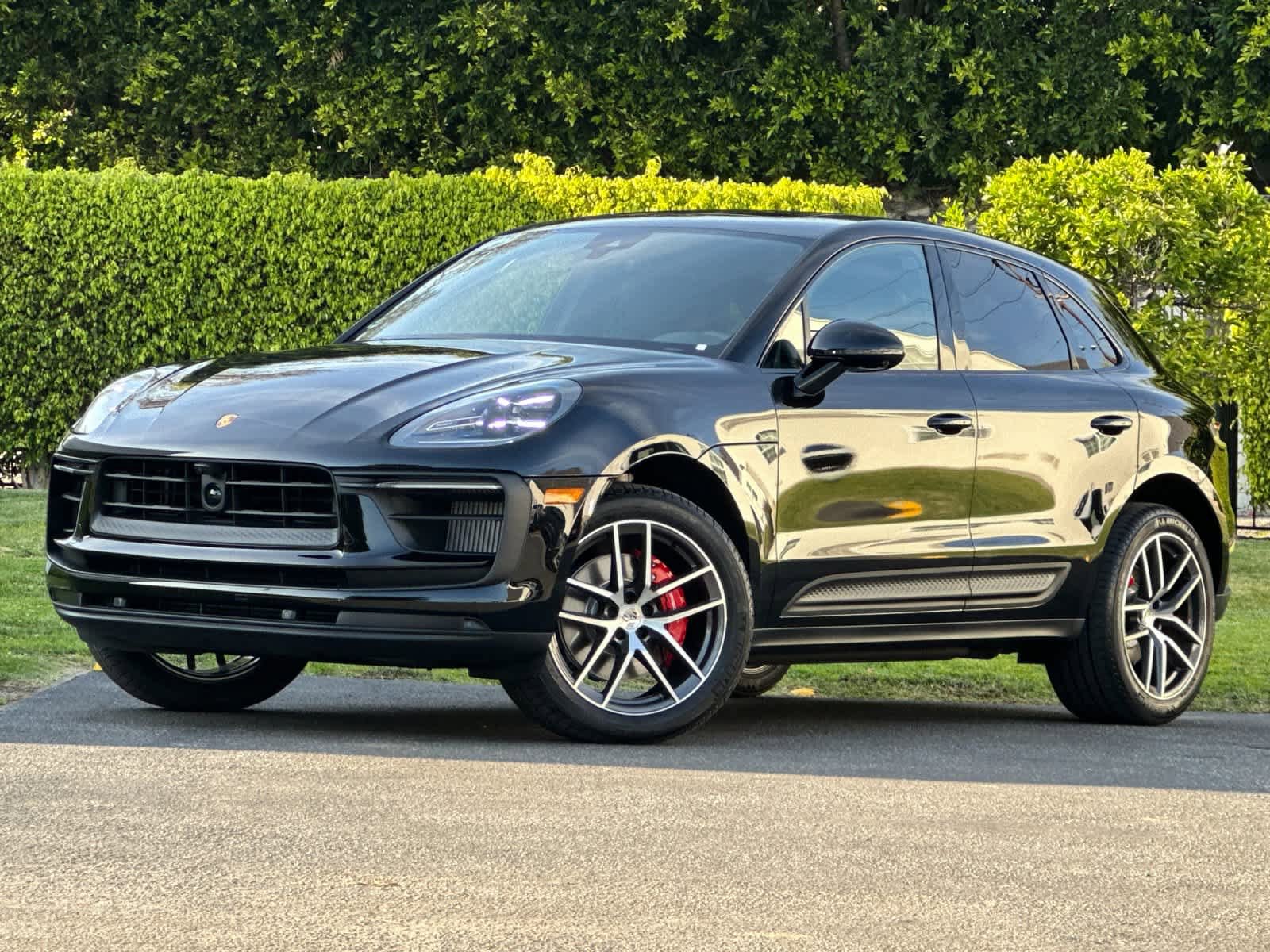 New 2026 Porsche Macan S AWD/4WD image 1