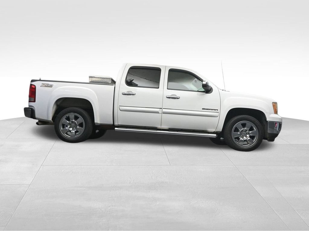 Used 2011 GMC Sierra 1500 SLE w/ Regional Value Package RWD image 14