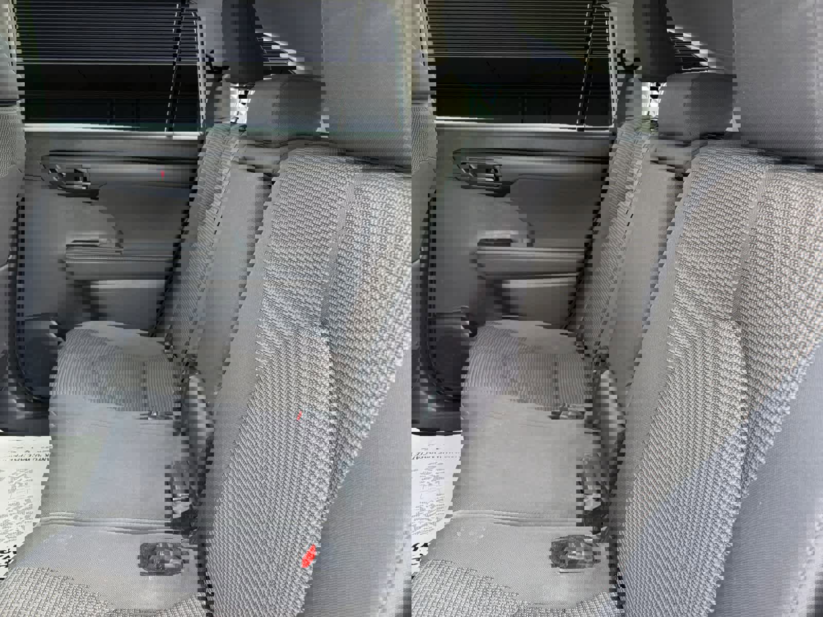 Used 2025 Toyota Highlander LE image 14