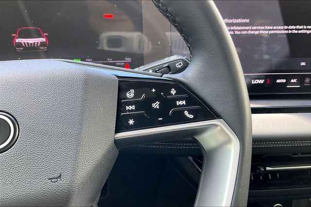 Certified 2025 Audi Q6 e-tron Prestige w/ Black Warm Weather Package AWD/4WD image 19