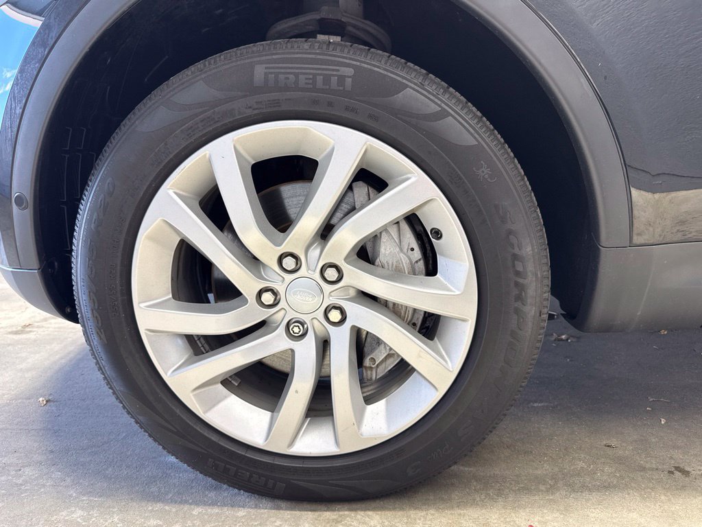 Used 2019 Land Rover Discovery SE AWD/4WD image 37