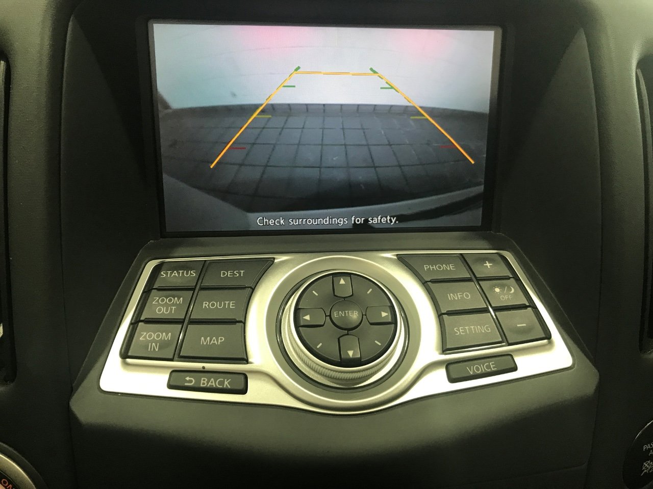 Used 2014 Nissan 370Z Touring w/ Sport Package image 17