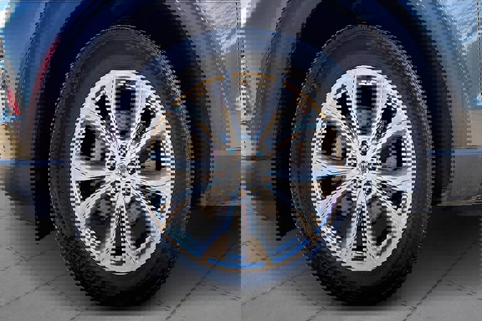 Used 2020 Ford Explorer Limited image 10