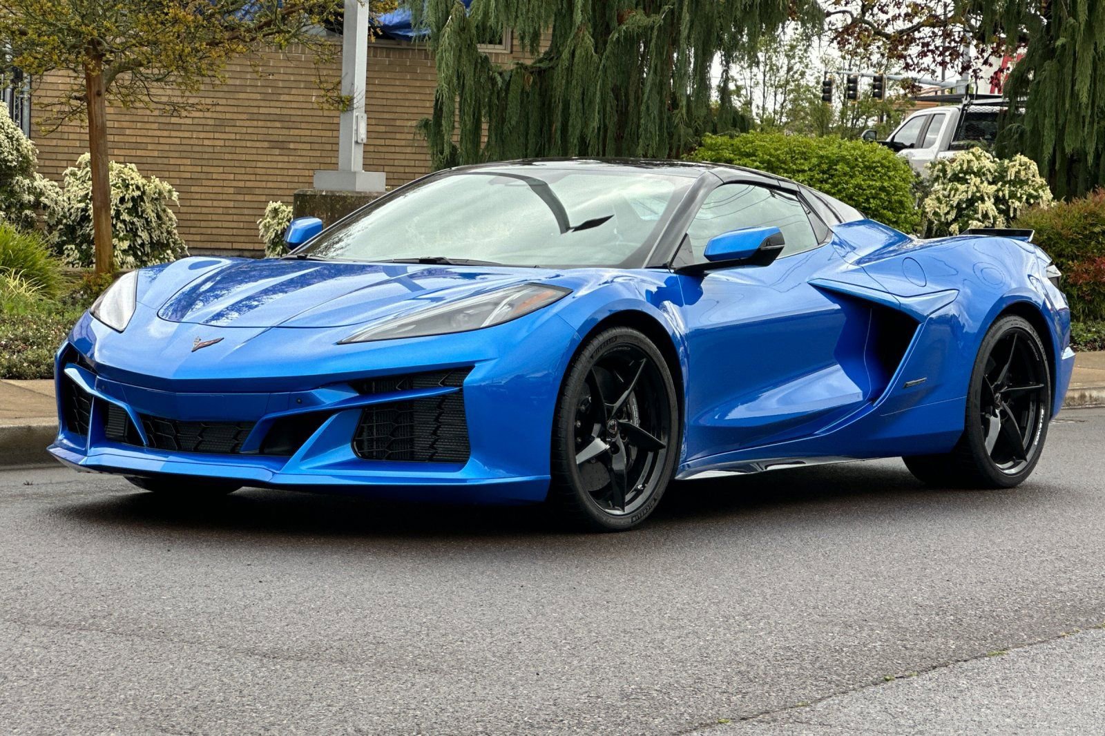 Used 2025 Chevrolet Corvette E-Ray AWD/4WD image 8