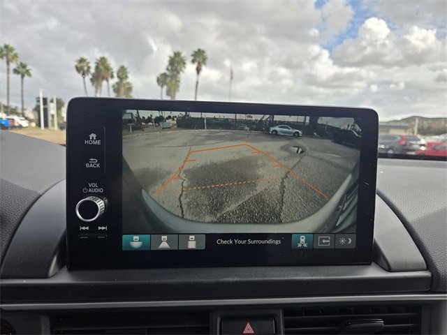 Used 2023 Honda Pilot Touring image 11