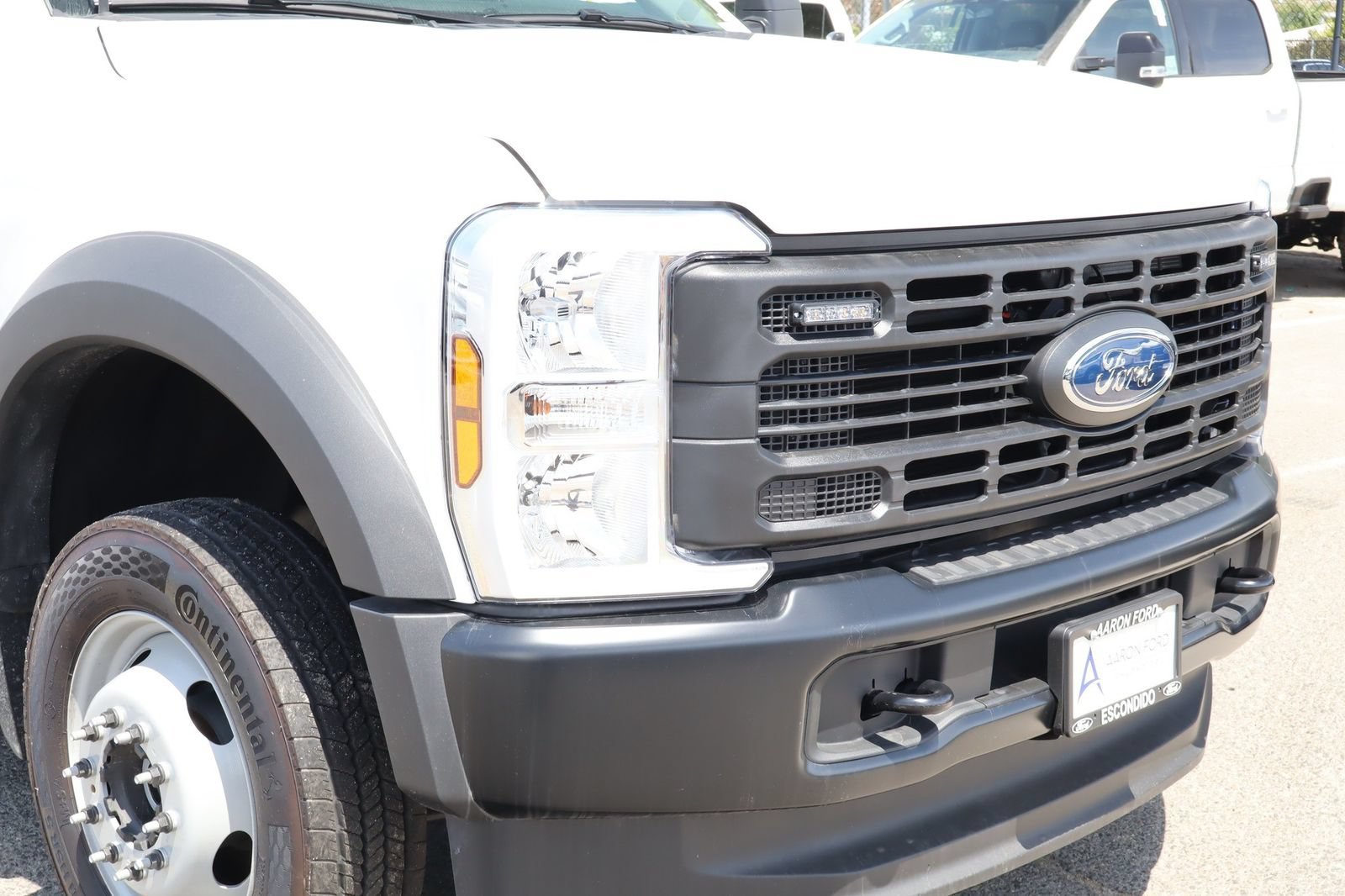 New 2026 Ford F550 4x4 Regular Cab Super Duty image 9