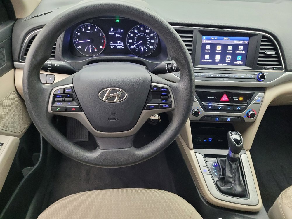 Used 2017 Hyundai Elantra SE image 22