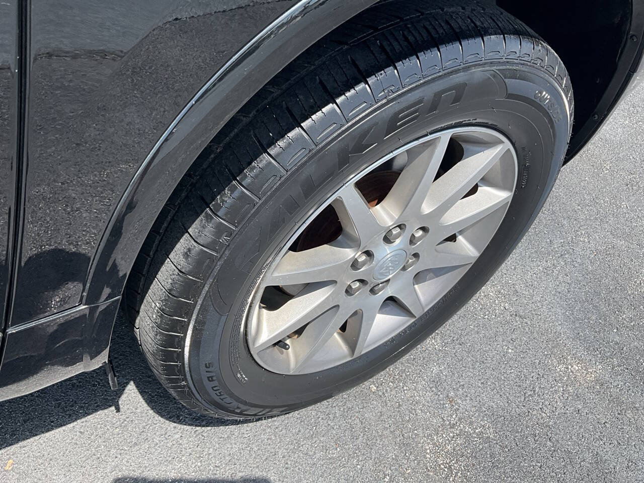 Used 2017 Buick Enclave Leather AWD/4WD image 41