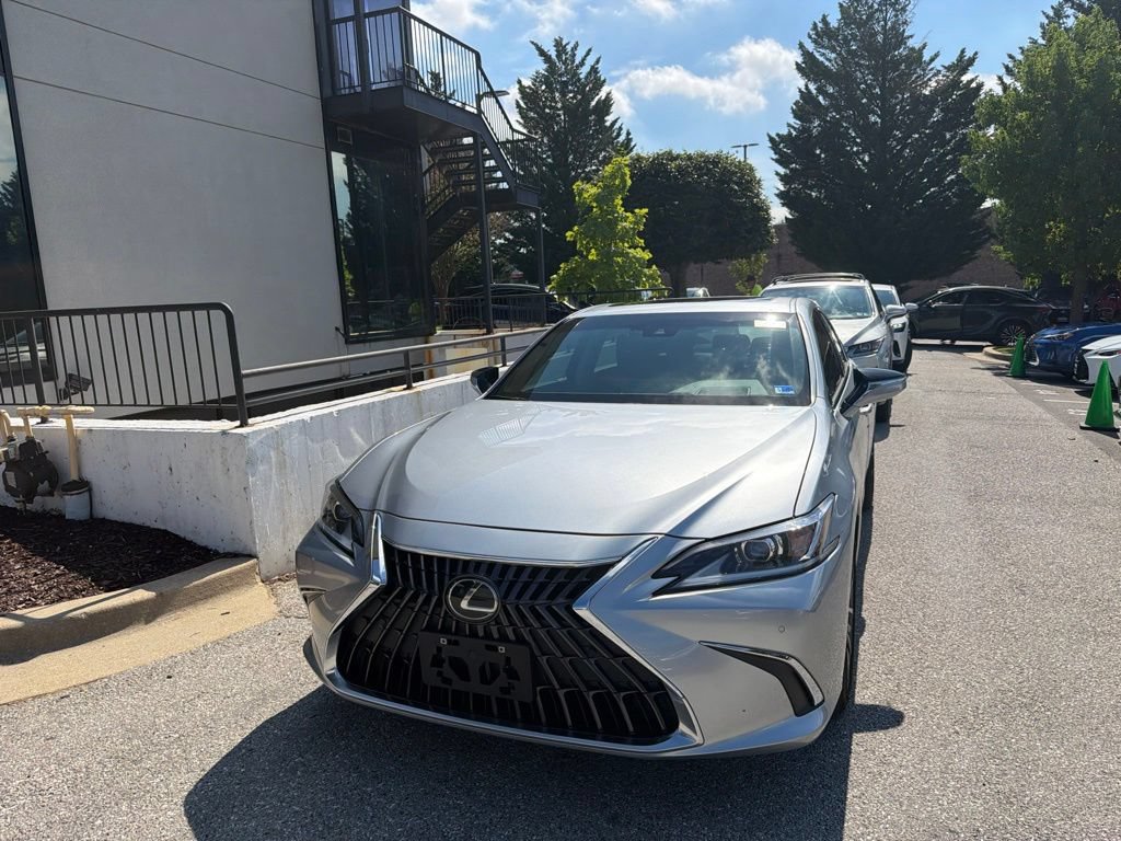 Certified 2025 Lexus ES 350 w/ Premium Package FWD image 2