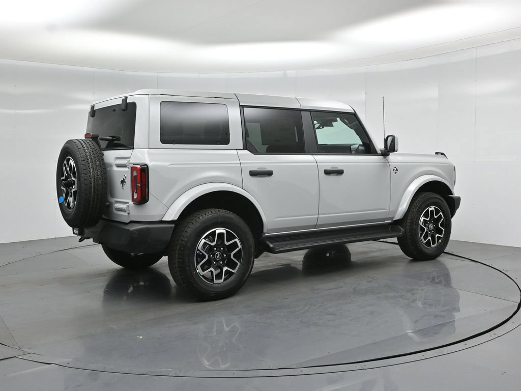 New 2026 Ford Bronco Outer Banks w/ Sasquatch Package AWD/4WD image 25