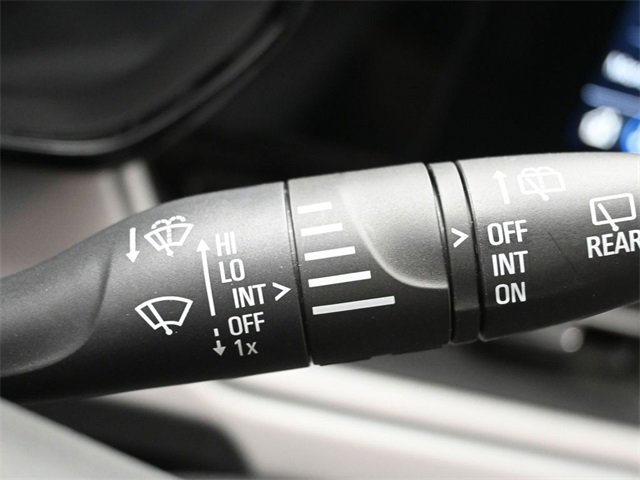 Used 2025 Chevrolet Trax LS image 28