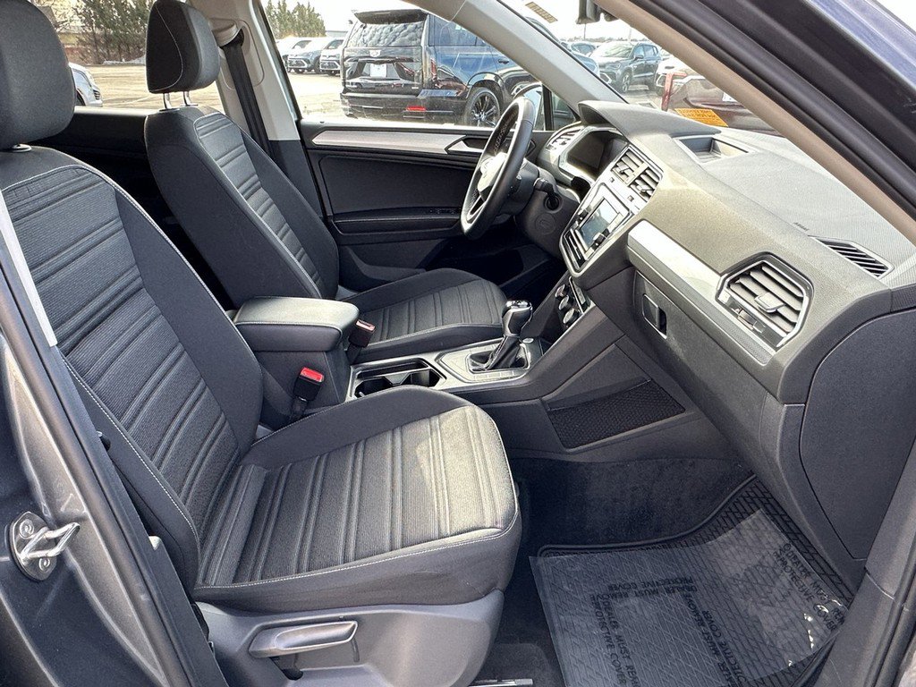 Used 2022 Volkswagen Tiguan S image 18