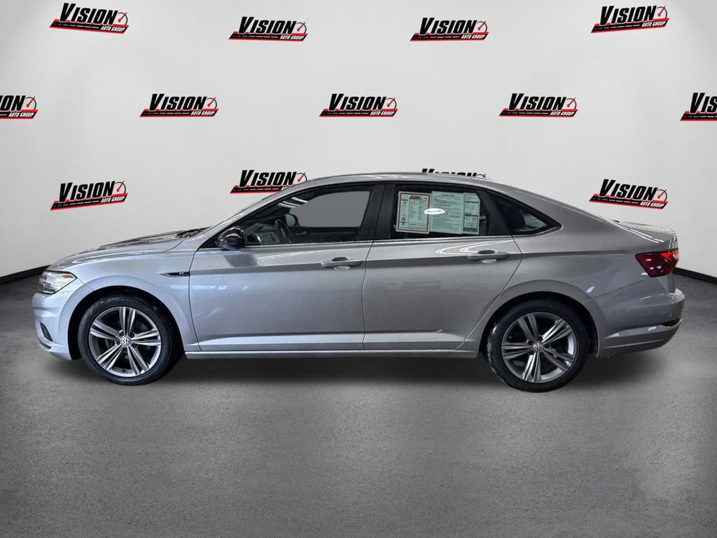 Used 2020 Volkswagen Jetta R-Line w/ R-Line Cold Weather Package image 8