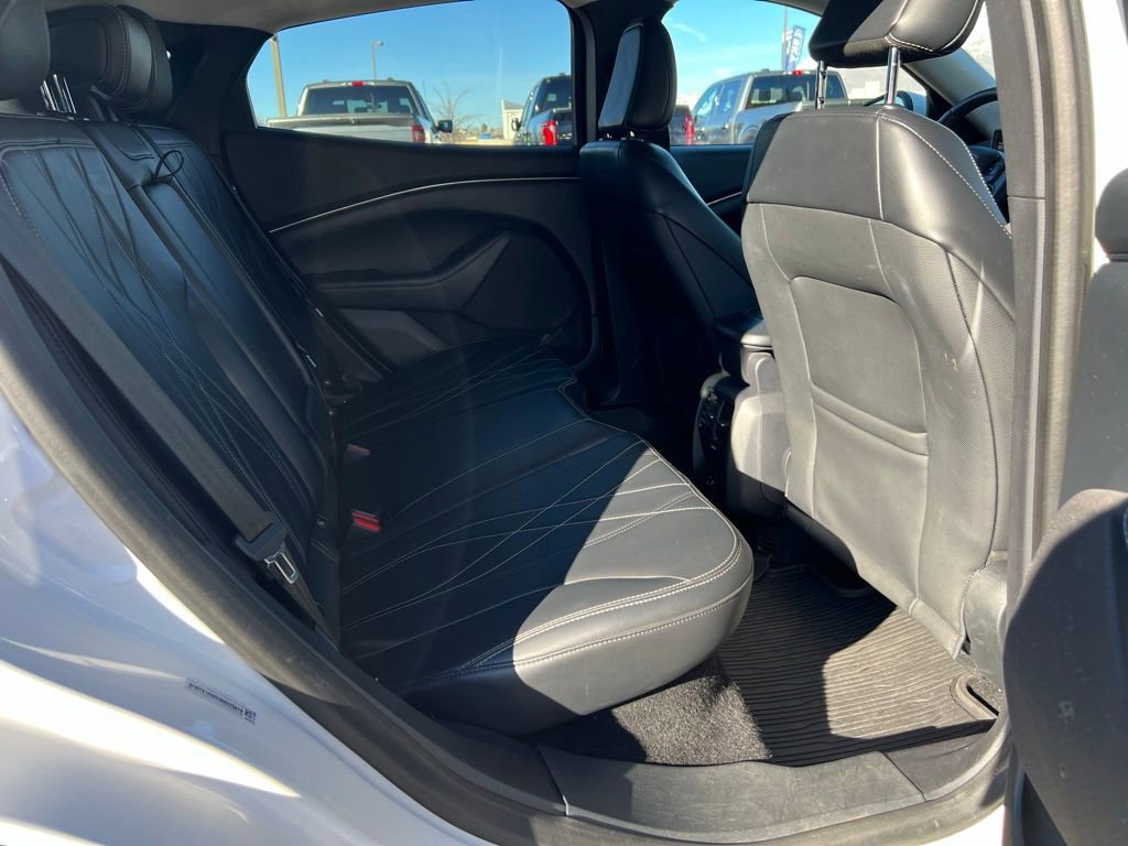 Used 2022 Ford Mustang Mach-E Select image 21