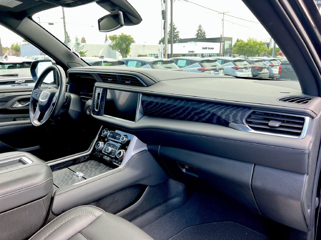 Used 2022 GMC Yukon Denali AWD/4WD image 23