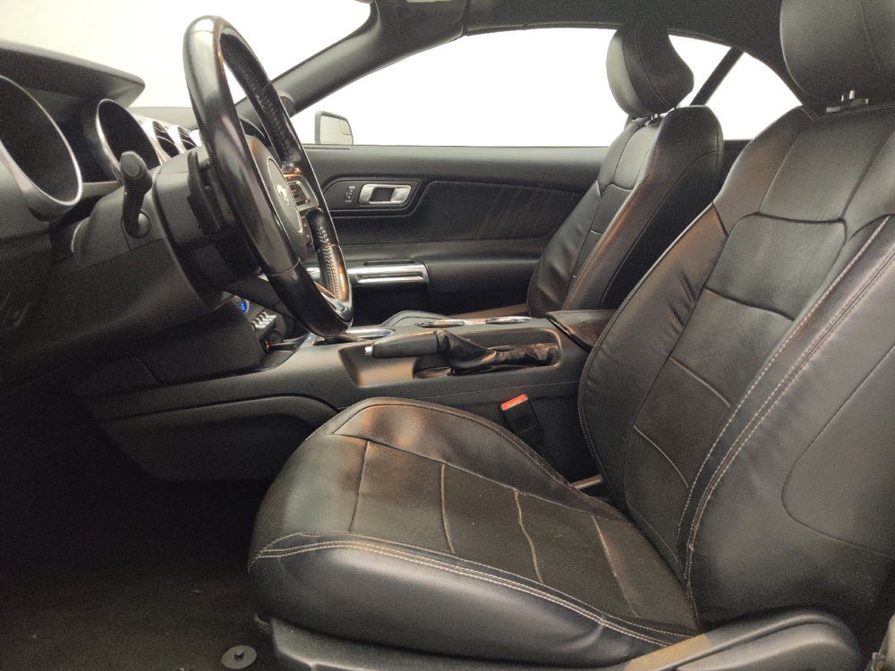 Used 2019 Ford Mustang Premium RWD image 17