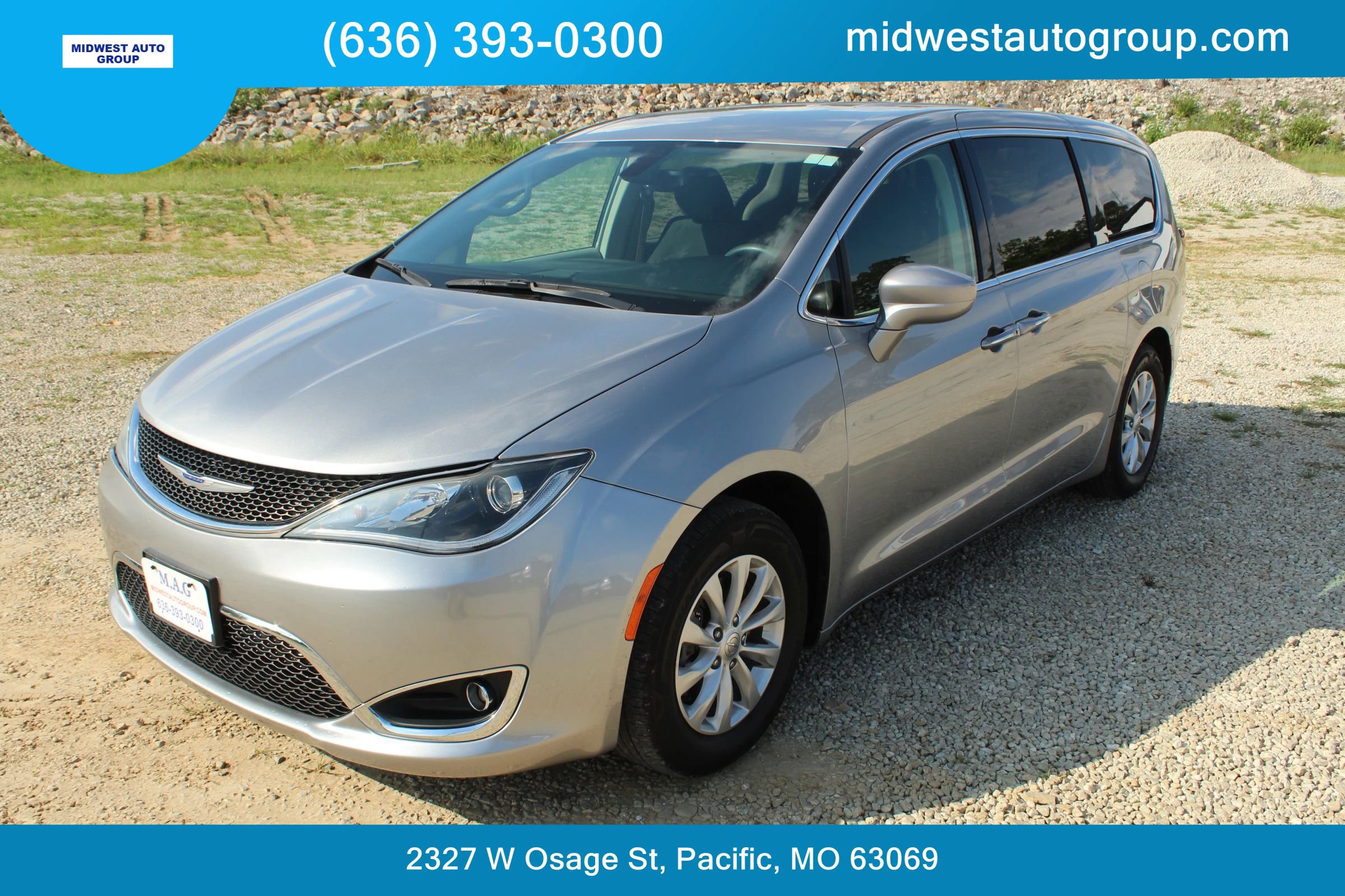 Used 2019 Chrysler Pacifica Touring Plus image 1