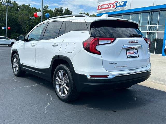 Used 2023 GMC Terrain SLT w/ Infotainment Package II image 6