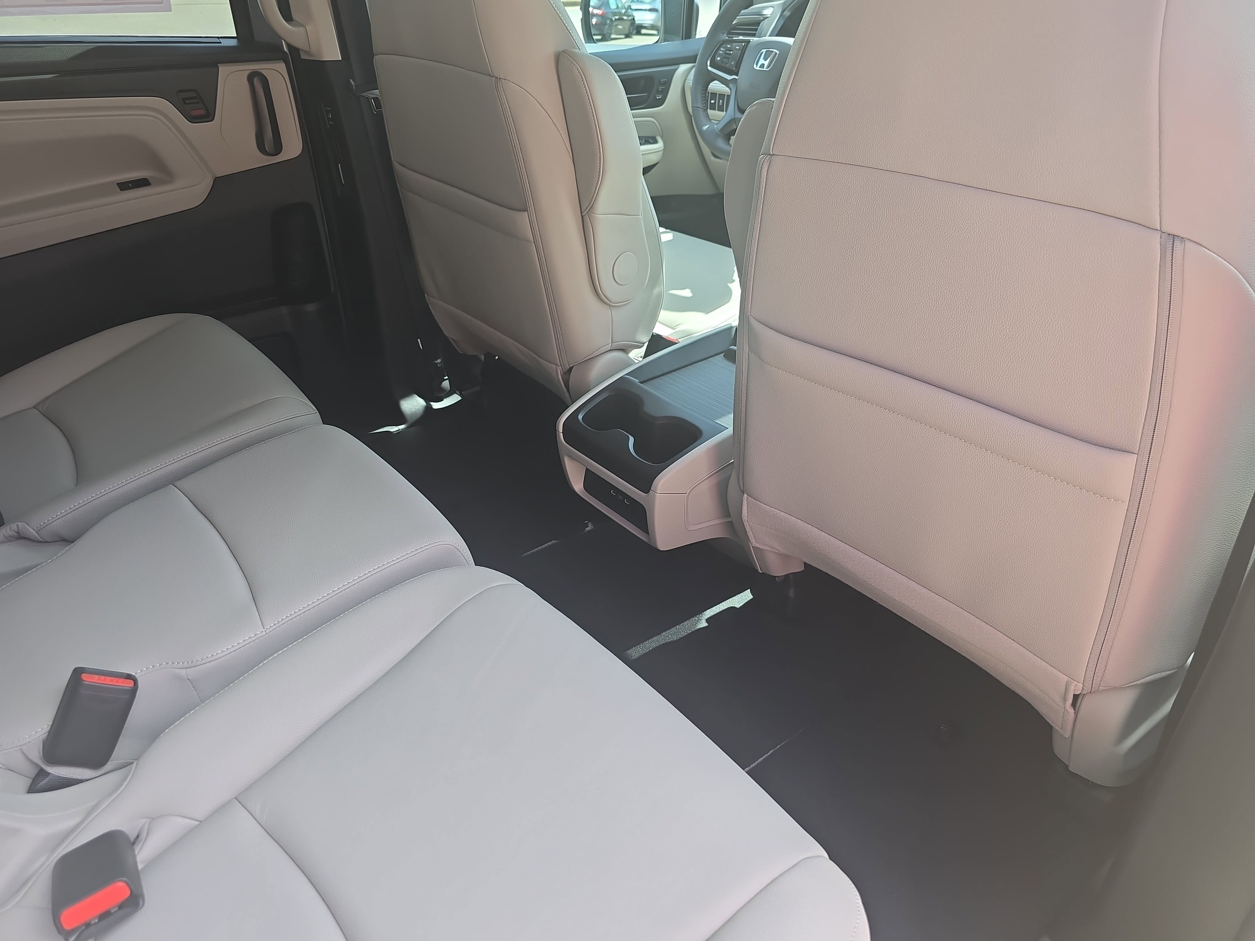 New 2026 Honda Odyssey EX-L image 11