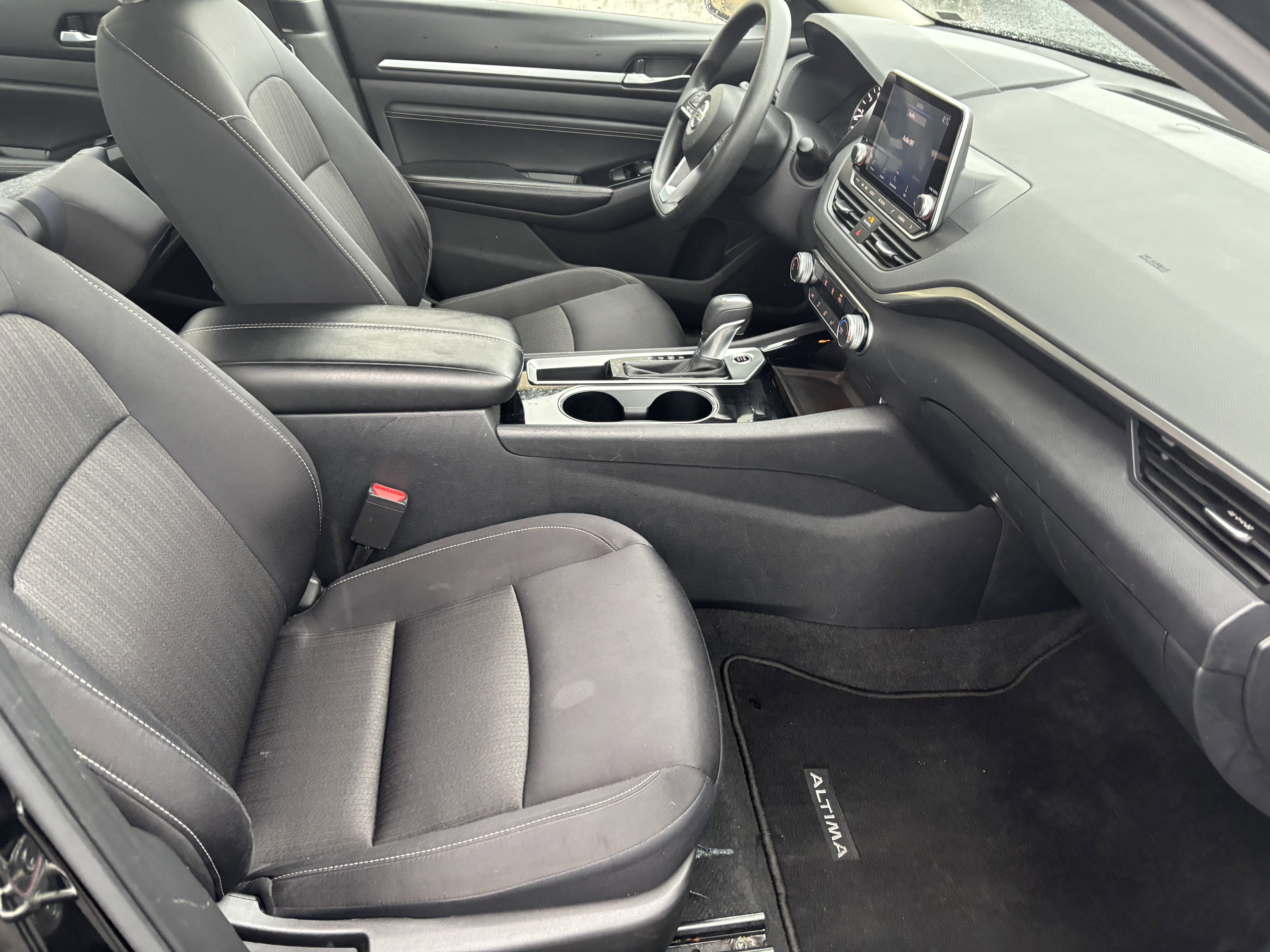 Used 2021 Nissan Altima 2.5 SV FWD image 27