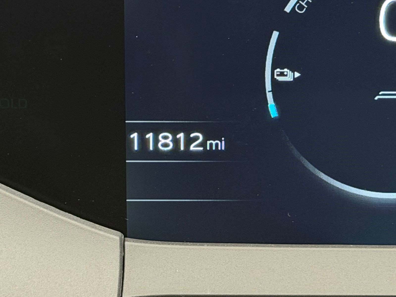 Used 2025 Toyota Prius Plug-In Hybrid w/ Limited Premium Package image 19