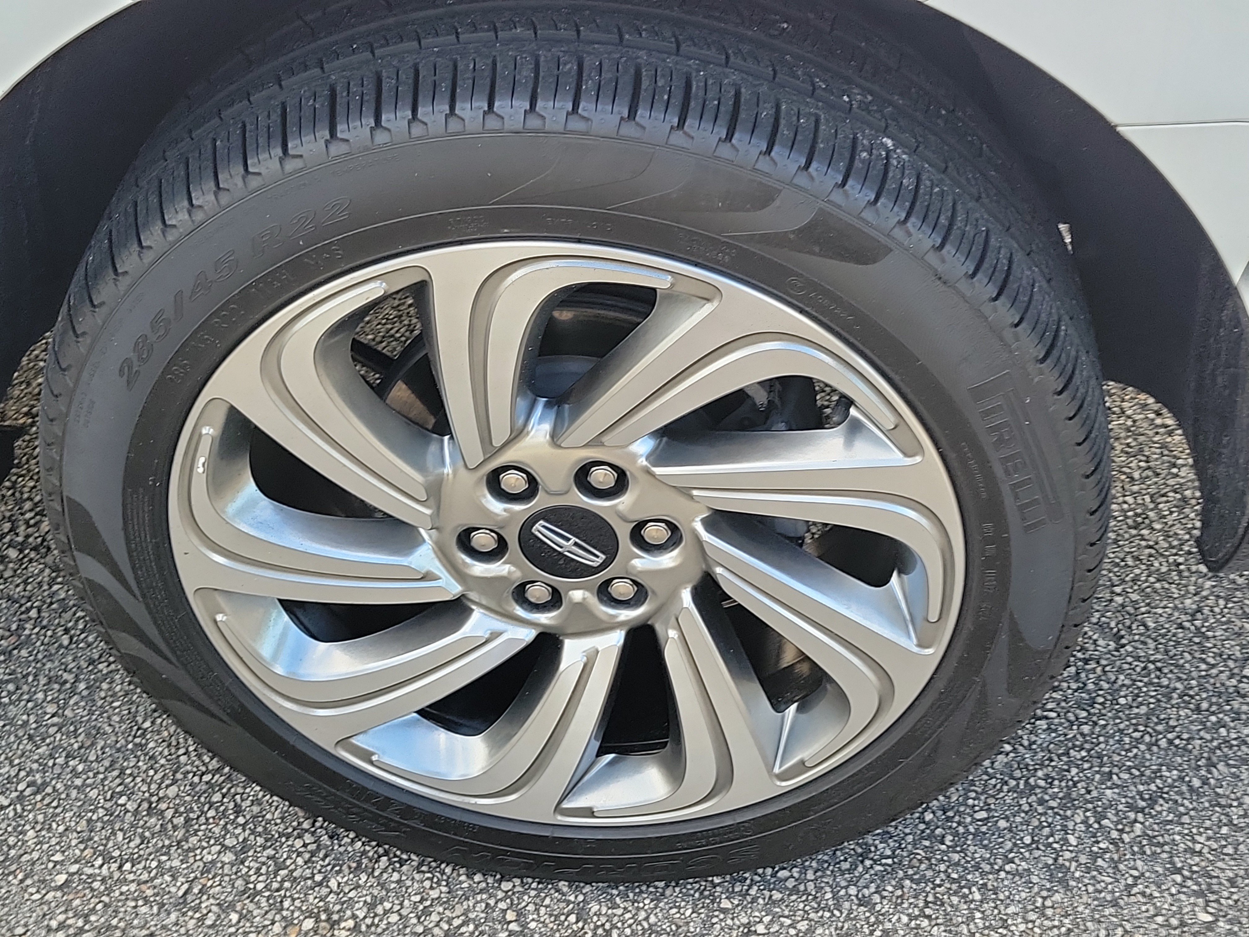 Certified 2024 Lincoln Navigator L Reserve AWD/4WD image 9