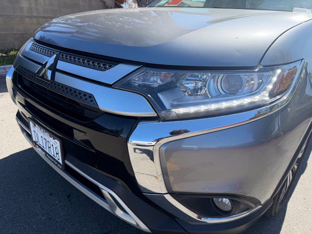 Used 2020 Mitsubishi Outlander SE FWD image 5