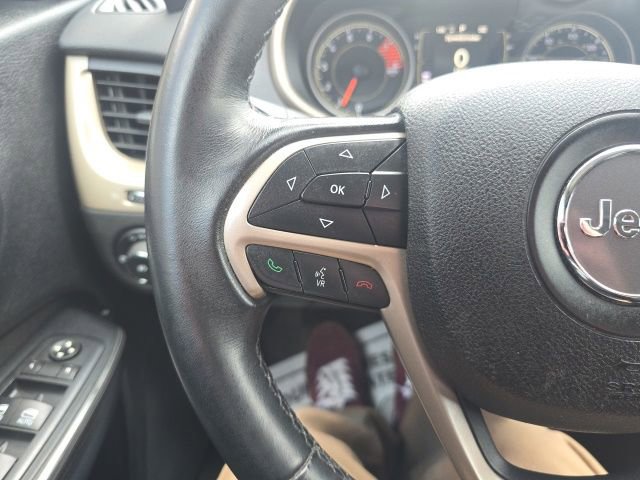 Certified 2016 Jeep Cherokee Latitude AWD/4WD image 14