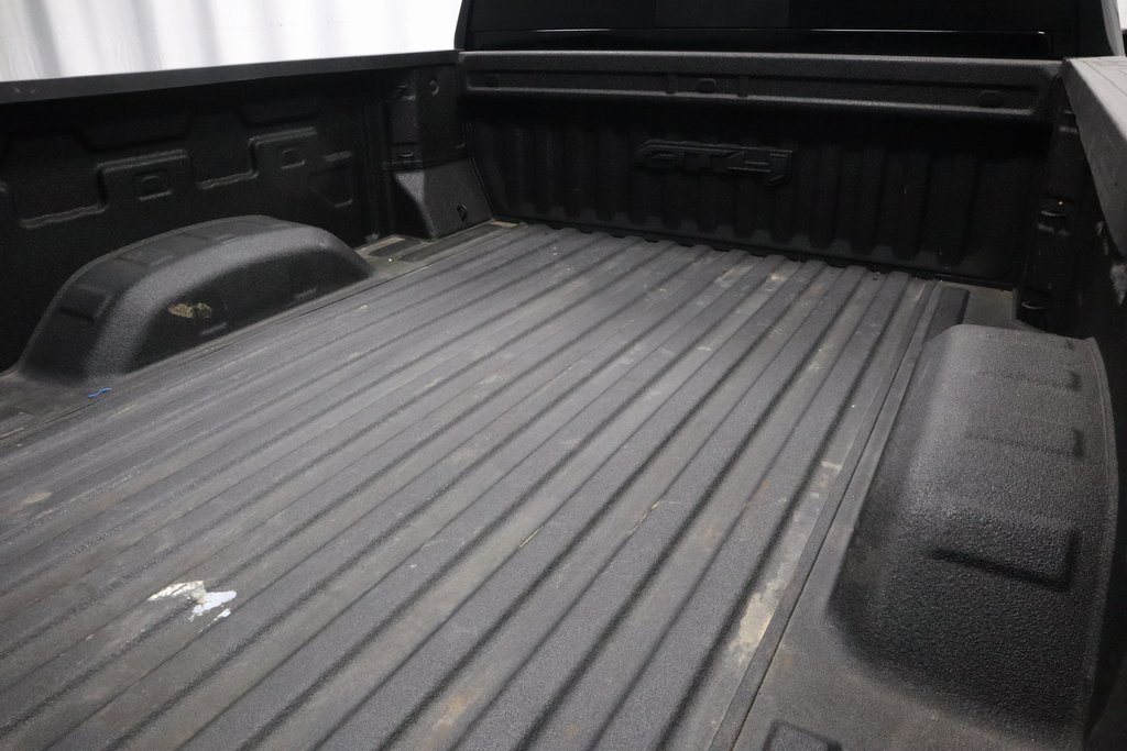 Used 2023 GMC Sierra 2500 AT4 w/ AT4 Preferred Package image 16