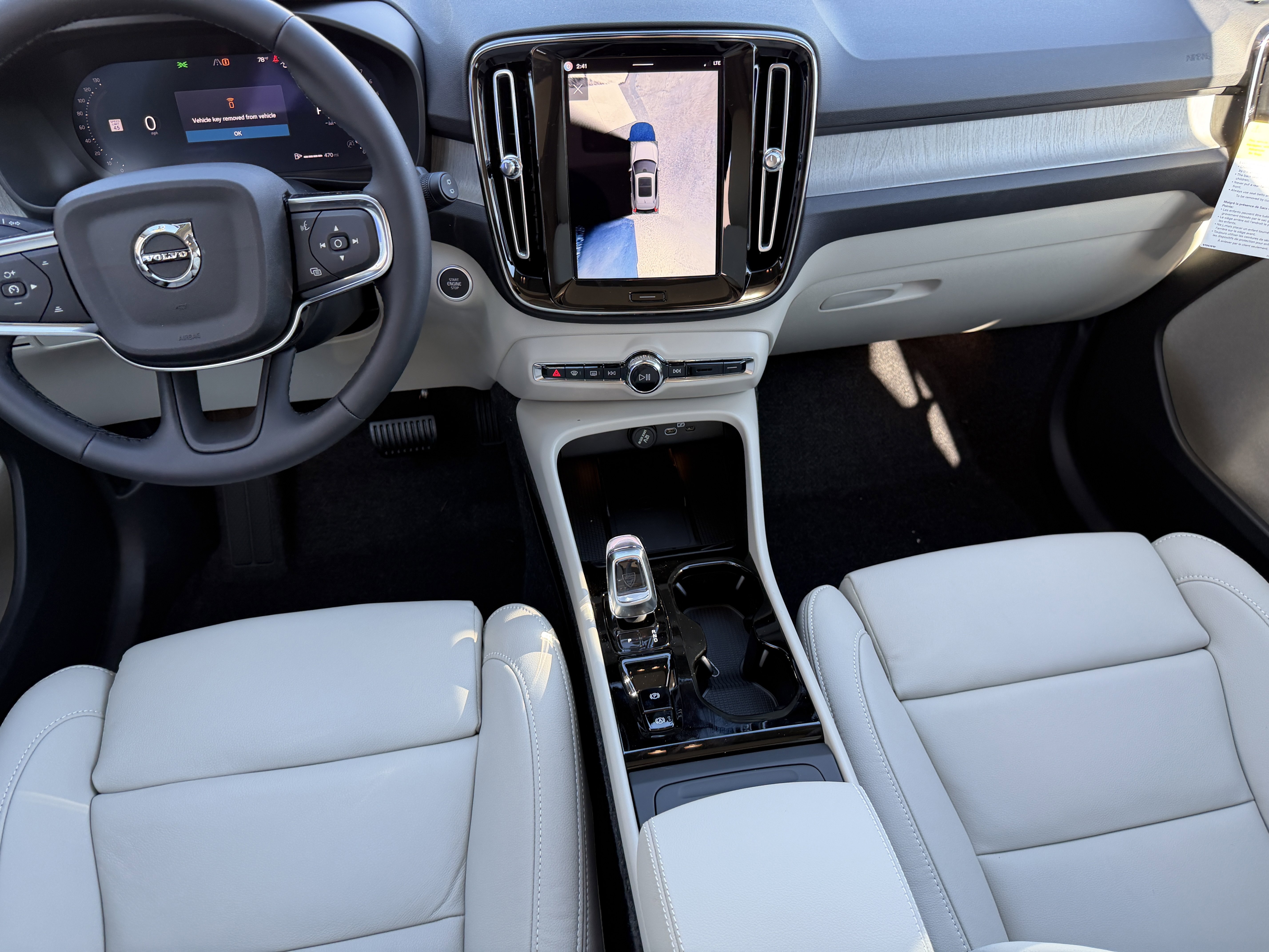 New 2026 Volvo XC40 B5 Plus w/ Climate Package image 13