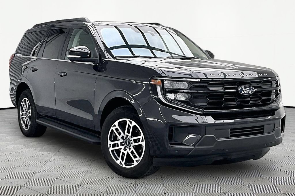 Certified 2025 Ford Expedition Active AWD/4WD image 12