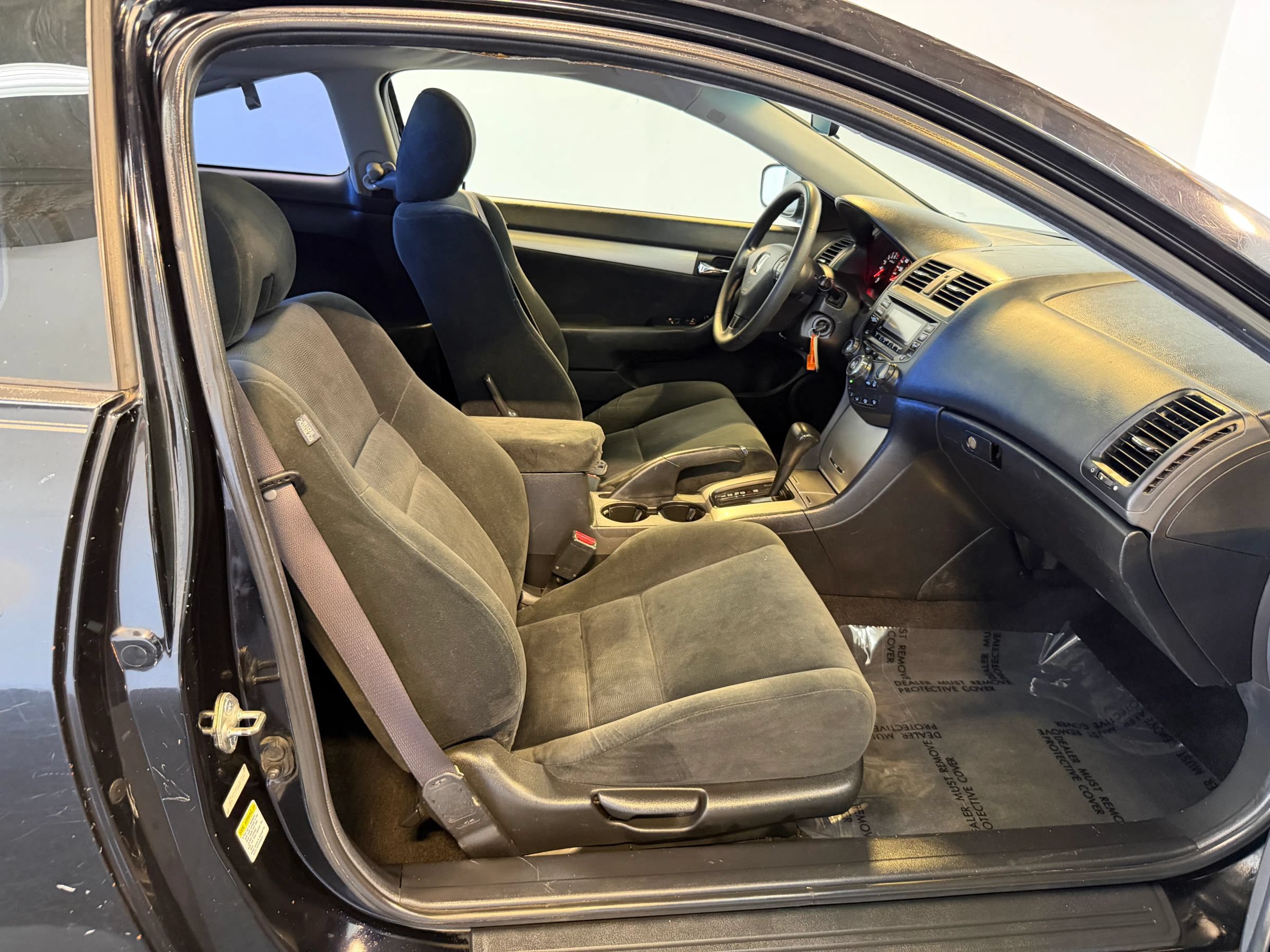 Used 2005 Honda Accord EX image 28
