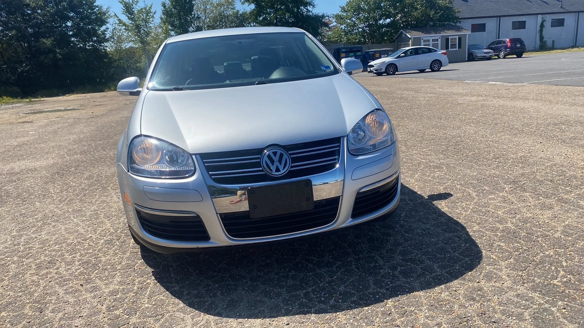 Used 2010 Volkswagen Jetta Limited Edition FWD image 1